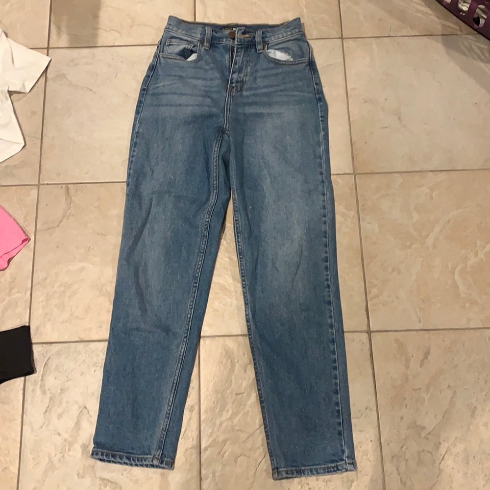 FASHION NOVA size 1 mom jeans